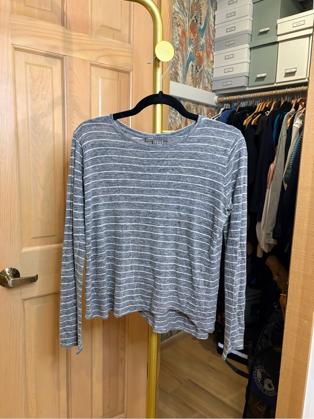 Vince Linen Striped Gray Long-Sleeve Women's Top